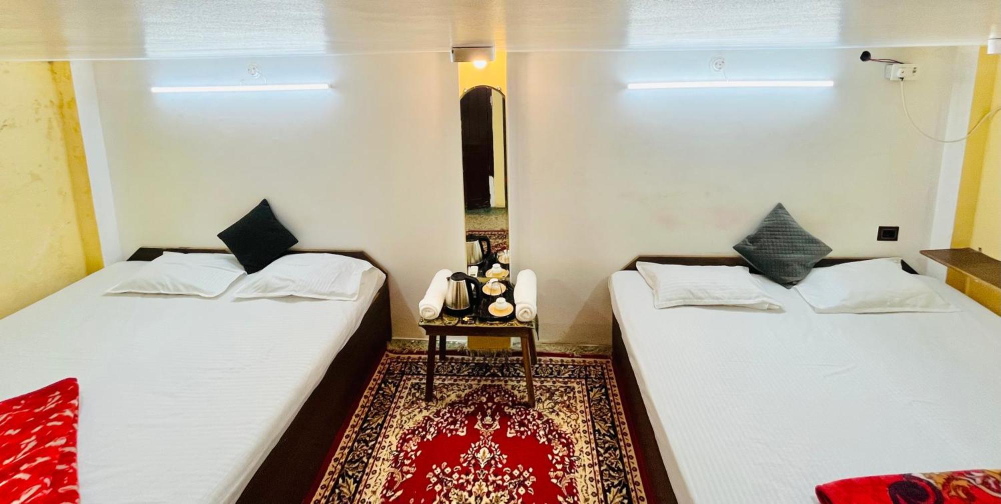 Ganga Guest House พาราณสี ภายนอก รูปภาพ